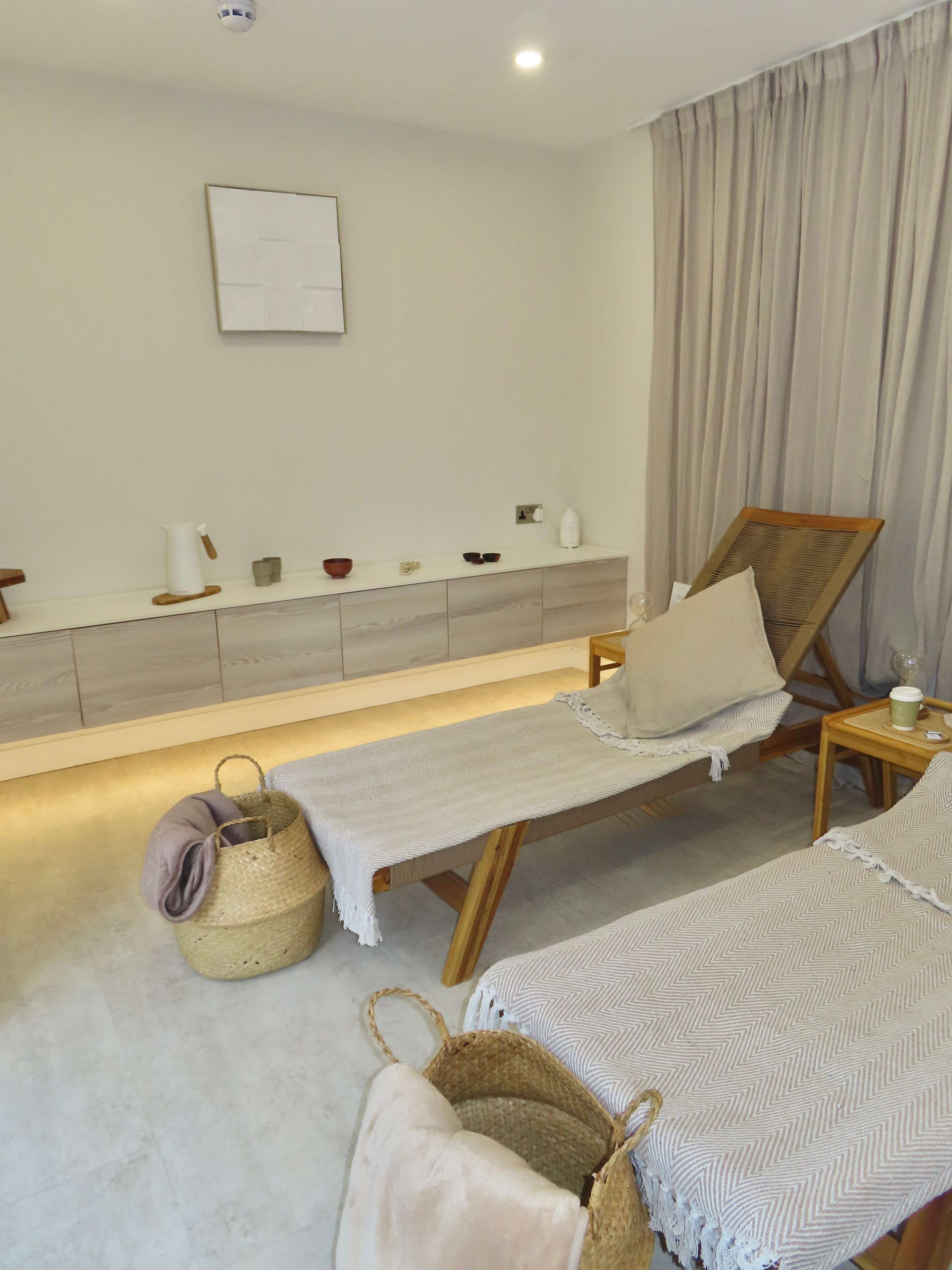 fresh inc medispa spa treatment image dundee scotland