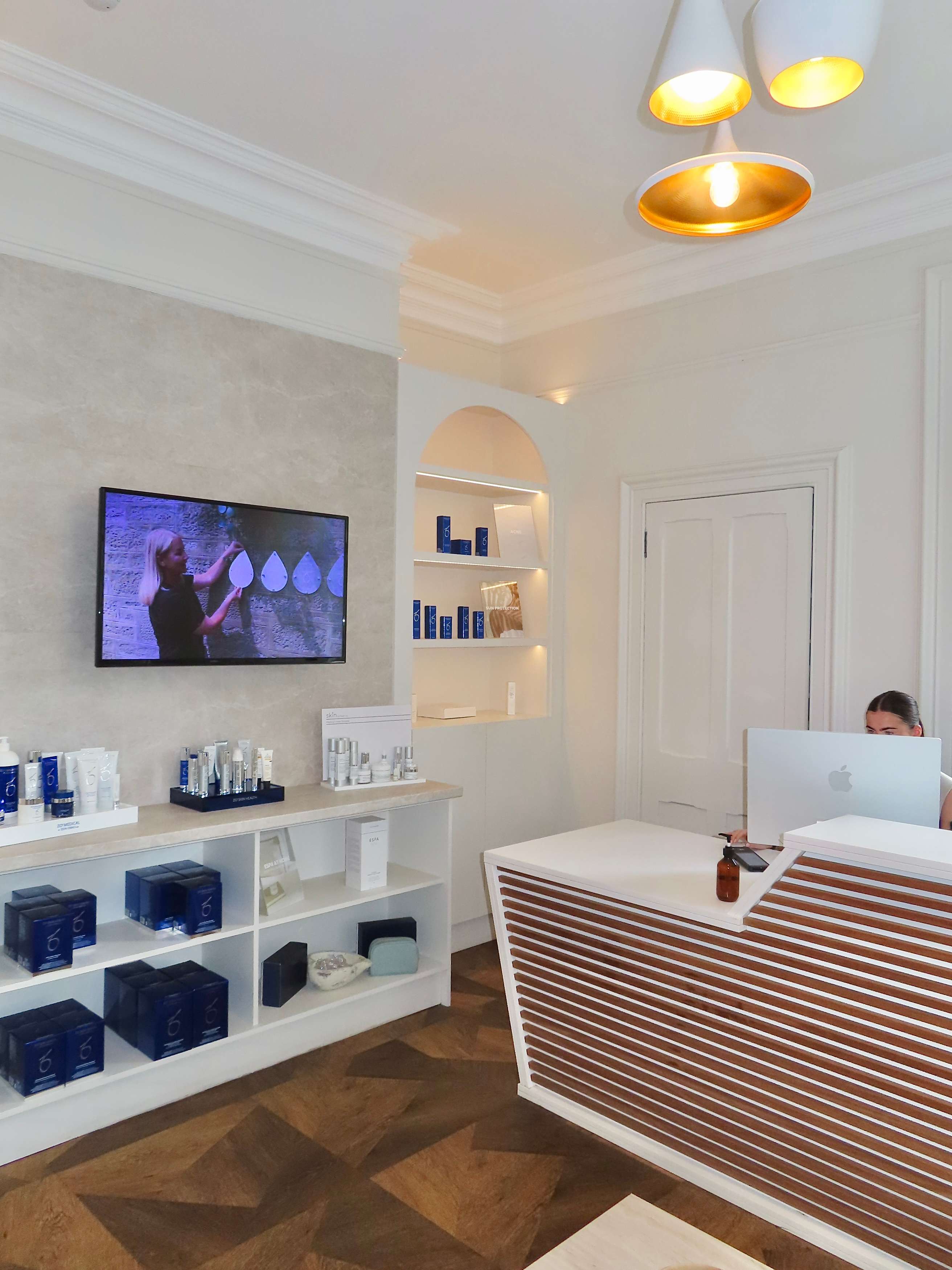 fresh inc medispa reception image dundee scotland treatments